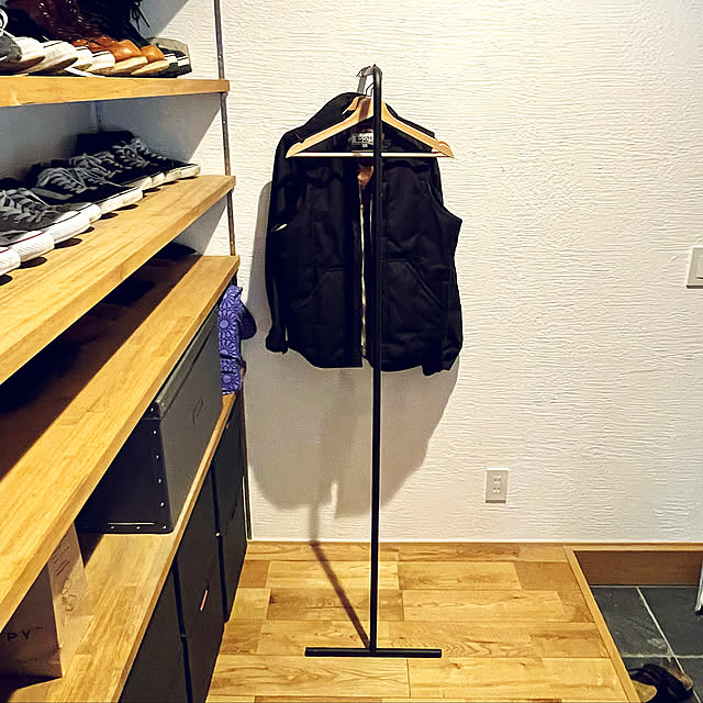NKシリーズ,山崎実業,オークの床,RoomClipショッピング,おうち見直しキャンペーン,漆喰壁,無垢の床,漆喰,コートハンガー,tower,シューズクローク,靴収納,Entrance 19.meeeの部屋