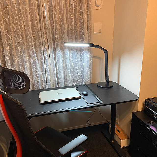 My Desk,スタイリッシュ,IKEA棚,IKEAの机,ブラックインテリア,マンション暮らし,ホテルライクに憧れる dafuchanの部屋