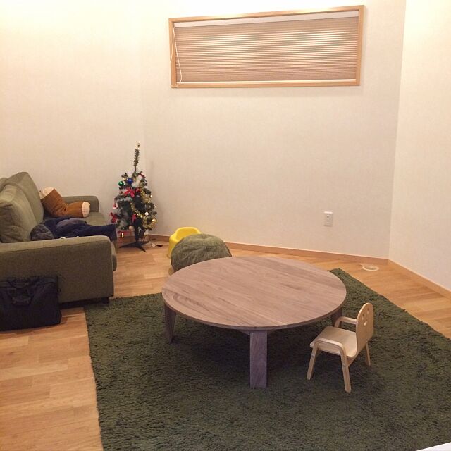 Lounge,自分で塗る,まだミツロウ塗ってない,高さ34cm,105cm,円卓,丸テーブル,ちゃぶ台,ウォルナット akinokoの部屋