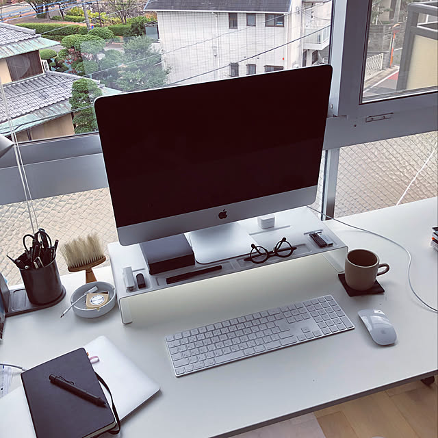 犬もいます,ねこと暮らす。,RoomClipショッピング,ウエルカムクーポン,ヴィンテージマンション,マンションリノベーション,山崎実業 tower,モニタースタンド,メゾネットマンション,My Desk lalaの部屋