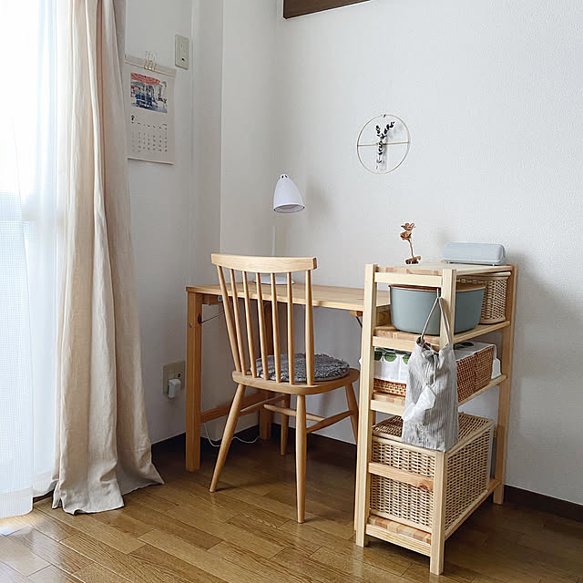 パイン材ユニットシェルフ,デスク,賃貸インテリア,賃貸,賃貸マンション,一人暮らし,一人暮らしインテリア,シンプル,モモナチュラル,momo natural,My Desk meemeeの部屋