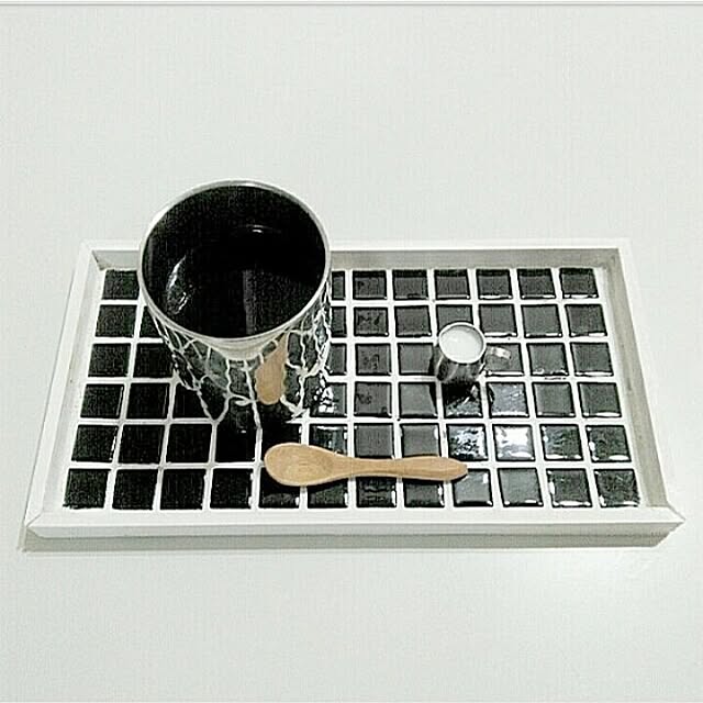 On Walls,まとめて投稿,Daiso,DAISOリメイク,タイルトレー,トレーDIY,●主人のDIY●,タイルトレーDIY,いいね♥300人感謝です♥ heart.emiemi57.whiteの部屋