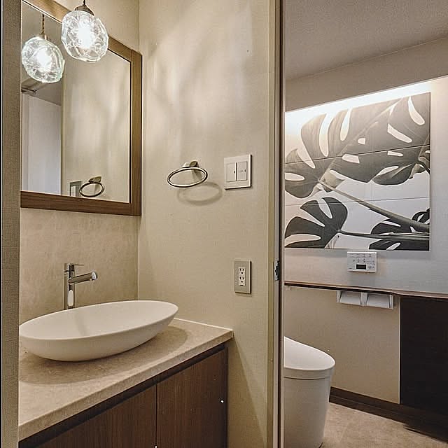 サンゲツフロアタイル,カワジュンタオルリング,ペンダントライト,アイカスマートサニタリー,アートパネル,エコカラット,Bathroom Momoの部屋