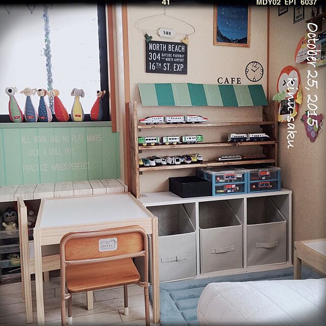 Bedroom,おはようございます☺︎,和室を洋室に ,子どもスペース,mt CASA,幼稚園イス,カラボリメイク,プラレール収納,ベッドまわりではありませんm(_ _)m,板壁風,自作ステンシル kinu-sakuの部屋