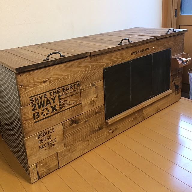 ステンシル自作,黒板DIY,日替わり投稿企画!水曜日,DIY,BRIWAX,ヘリンボーンDIY,端材 DIY sankaの部屋