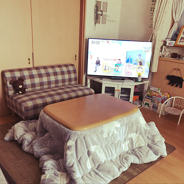 しろくま,チェックソファー,こたつカバー ニトリ,100均,ナチュラル,セリア,Lounge moca.rの部屋
