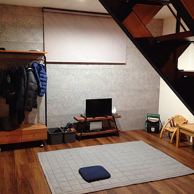 Lounge,ゴジラ,テキーラベンチ,狭小住宅,SOLIDO gskwの部屋