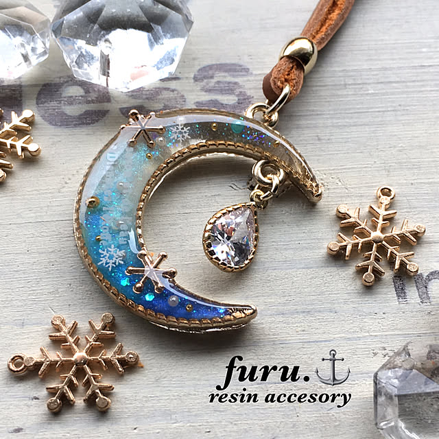 Entrance,雪の結晶,レジンアクセサリー,レジン,ハンドメイド furu.の部屋