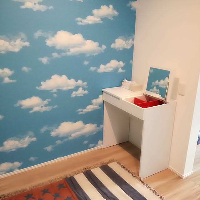 On Walls,雲柄,カラフルな部屋,ドレッサー,ウォークインクローゼット,IKEA usagino_santaの部屋