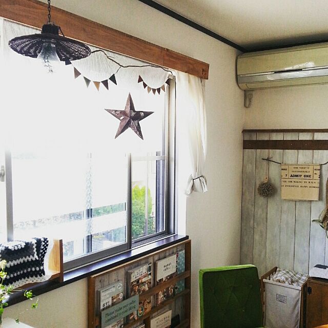 Lounge,ガーランド,窓,カーテンボックス,DIY,男前もナチュラルも好き,板壁,星が好き hiromi0302の部屋