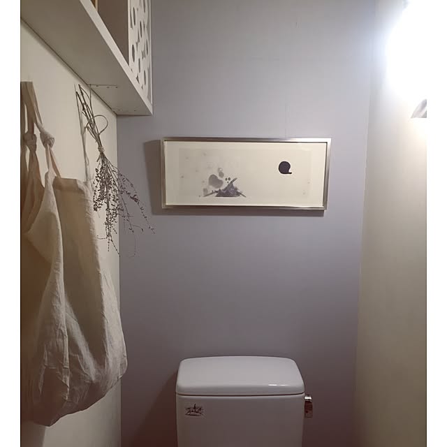 Bathroom,銅版画,ドライフラワー,ロシアンセージ,途中経過,DIY棚,ペンキ塗り,トイレットペーパー,DIY,トイレの壁,アクセントウォール,ペンキ壁,アート,ART,近松素子 mohayaeteの部屋