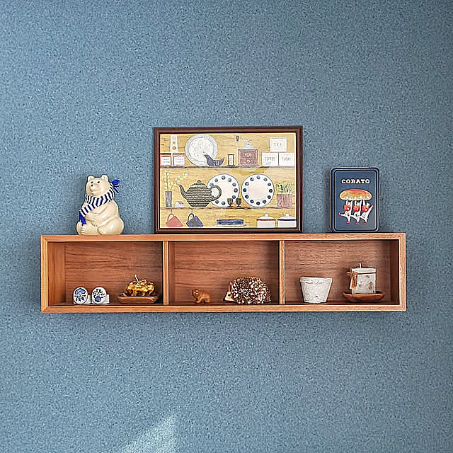 On Walls,ウォールデコレーション,青い壁,好きな場所,お気に入り,暮らしを楽しむ,お気に入りの空間,無印良品,しろくま貯金箱,壁に付けられる家具 chie_springの部屋