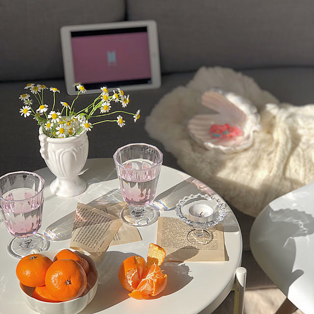 シェルランプ,コアラソファー,IKEA,おやつ時間,BT21,Francfranc,お花のある暮らし,TATA,おやつタイム,BTS部,ティータイム,コーディネート,キャンドル,bts,フランフラン,韓国インテリア,海外インテリアに憧れる,みかん,おうち時間,Overview ayakaの部屋
