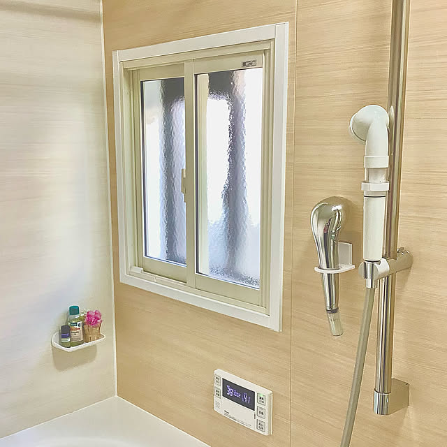 ReFaシャワーヘッド,LIXIL,インナーサッシ,寒さ対策,Bathroom,セリアのリングホルダー haruminの部屋