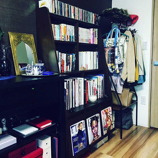 My Shelf,ベルメゾン,ワンルーム,一人暮らし,本棚,モスク型ミラー,シルバートレイ chisaaaaの部屋