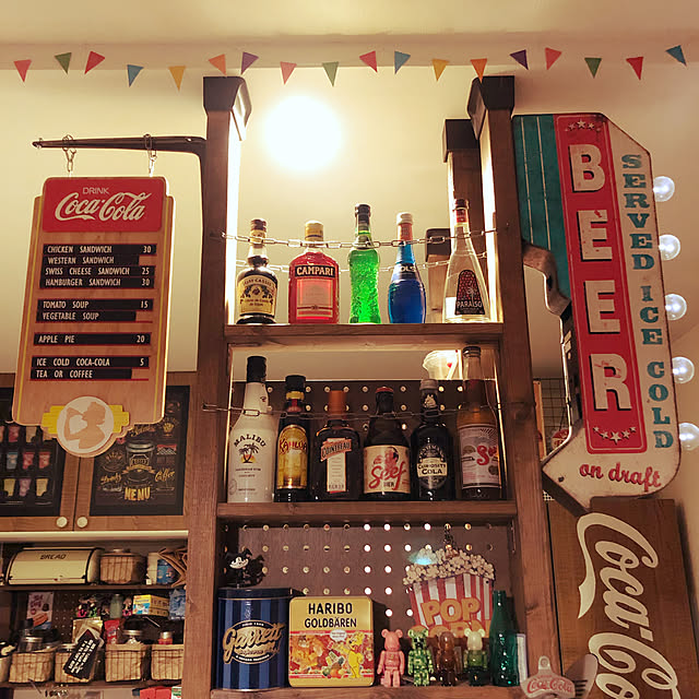 Lounge,リキュール,メニューボード,メニュー看板,ディアウォール棚,DIY,アメリカンダイナー,カフェ風,コカコーラ,ネオン管 haruharuの部屋