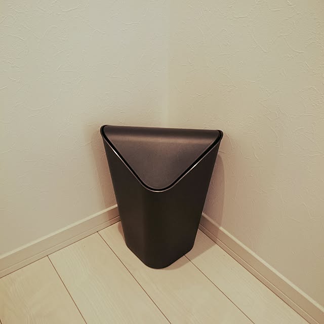 Lounge,ゴミ箱,蓋付き 3rinの部屋
