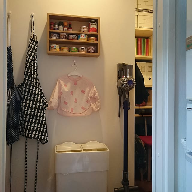 Kitchen,パントリー,パントリー収納,パントリーという名の物置部屋,無印良品,こどもと暮らす。,無印良品 壁に付けられる家具,ウォールシェルフ,缶詰め収納 shiokoの部屋