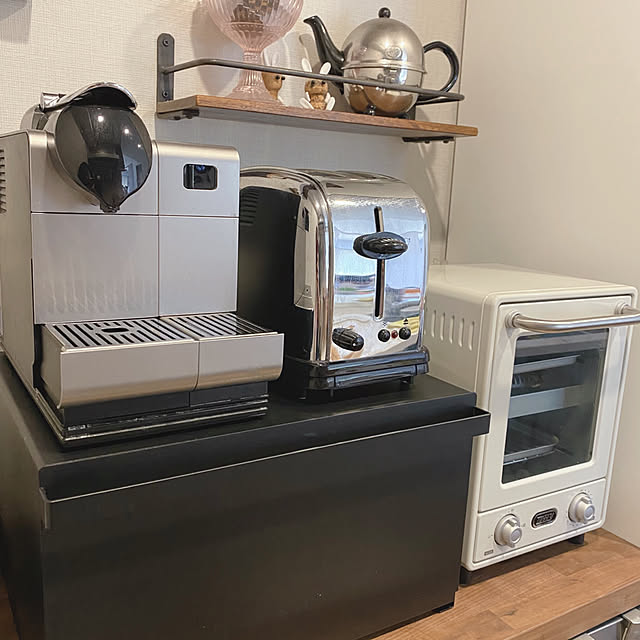 ブレッドケース,キッチン家電,キッチン収納,キッチンカウンター,お気に入りの空間,お気に入りの雑貨,お気に入り,壁掛けインテリア,RoomClipショッピング,壁掛けシェルフ,インテリア雑貨,ウェルカムクーポン,Kitchen ymnknの部屋
