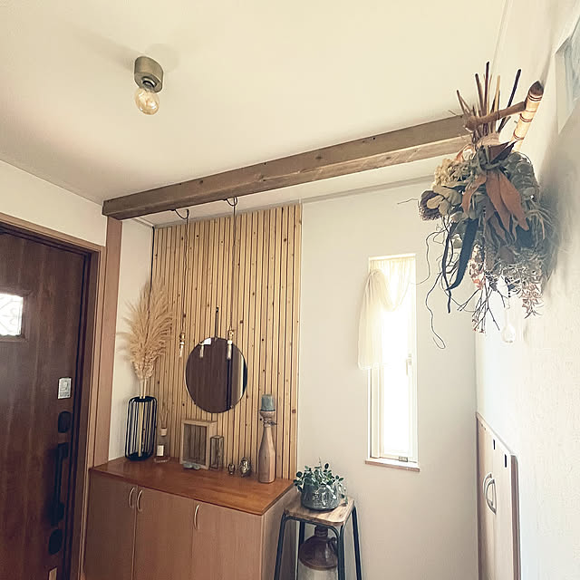 Entrance,ドライフラワー,ボタニカルインテリア,お気に入り,お気に入りの場所,くつろぎ空間,観葉植物のある暮らし,心地よい暮らし,すきなものに囲まれた暮らし,DIYのある暮らし,私らしい暮らし,観葉植物,暮らしのひとコマ,花のある暮らし,進化中 akiの部屋