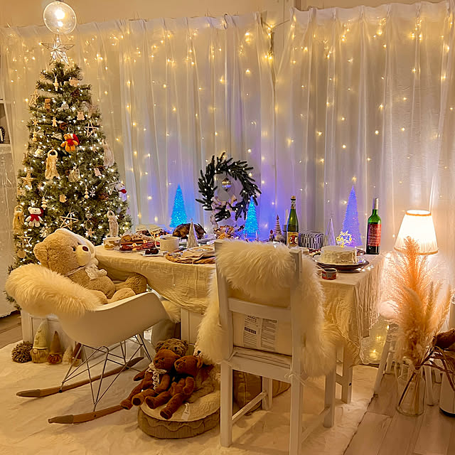 クリスマス,猫と暮らす家,わが家の明かり,くま,クリスマスツリー,フランフラン,ホワイトインテリア,くすみカラー,ペットベッド,猫のいる暮らし,リメイク,キャンドゥ,100均,Daiso,ペットと暮らす家,北欧インテリア,ウォーターツリー,無印良品,ベージュインテリア,セリア,ブランケット,Francfranc,冬支度,猫のいる日常,サリュ,DIYのある暮らし,ダイソー,猫がいる生活,salut!,3COINS,Overview blue.with.whiteの部屋