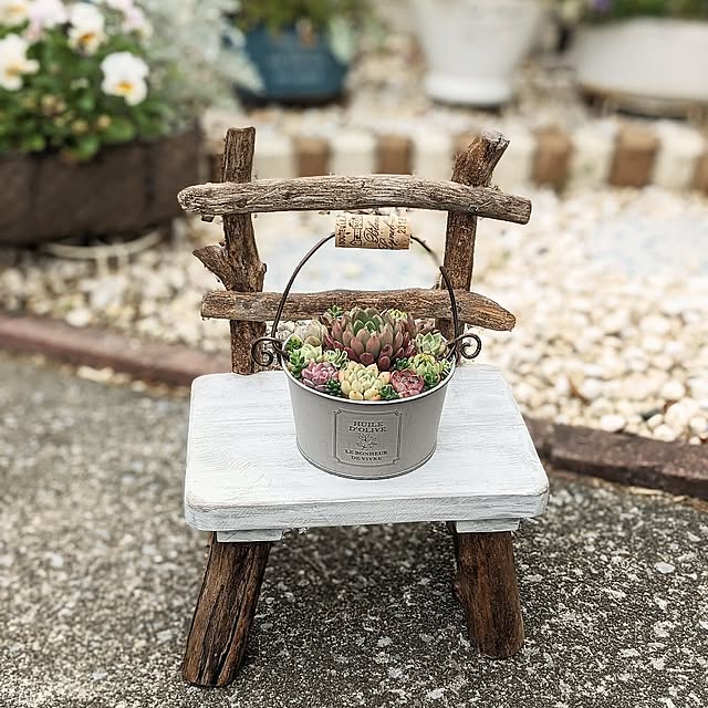 10分でできる,庭,雑貨,ハンドメイド,手作り,多肉植物,プランター,リメイク,植木鉢,ガーデン雑貨,リメ缶,多肉寄せ植え,イベント参加,ブリキ雑貨,100均リメイク,ガーデニング,ワイヤークラフト,コルク栓,Overview,100均リメイクプランター purpureの部屋