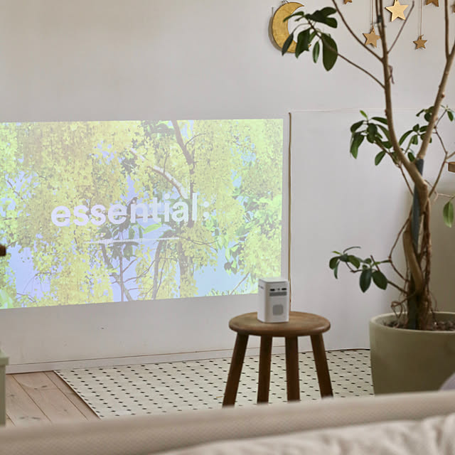 おうちで映画館,ポータブルプロジェクター,portable projector,cinemage mini,cinemage,プロジェクター,プロジェクターのある暮らし,プロジェクターのある部屋,Overview comiriの部屋