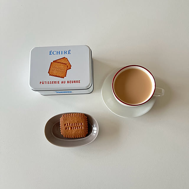 My Desk,エシレクッキー缶,ECHIRE,わたしのおやつ時間,yumiko iihoshi porce nn-homeの部屋