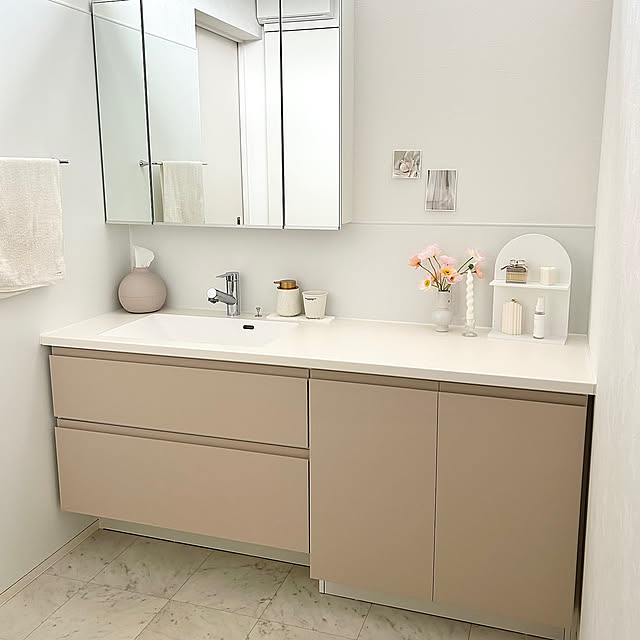 Bathroom,アイカ スタイリッシュカウンター,三面鏡,ミラタップ,淡色ハウス moeの部屋