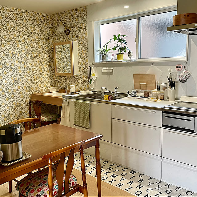 「安心安全にこだわった、明るさと優しさに包まれるキッチン」 by hachitomo9324さん