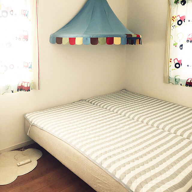 子供部屋,マットレスベッド,IKEA,雲形ラグ,無印良品,Bedroom Makikoの部屋