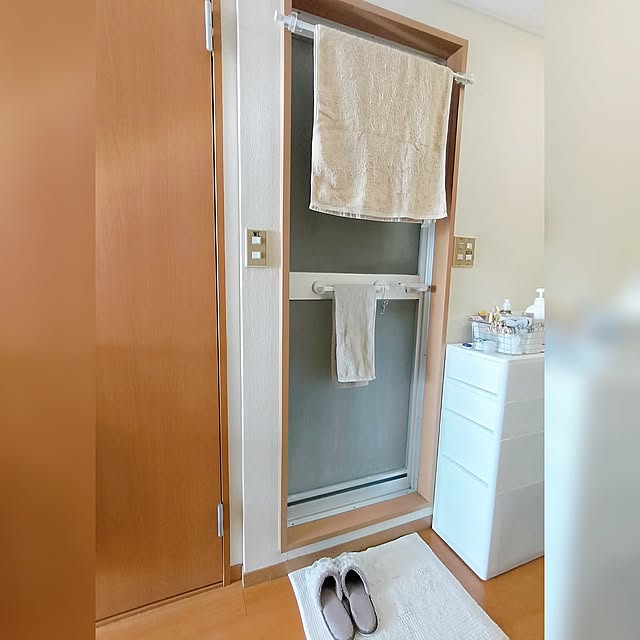 Bathroom,ダイソー,100均,一人暮らし,ダイソーのかもいフック,賃貸でも諦めない,ダイソーフック活用術 38の部屋