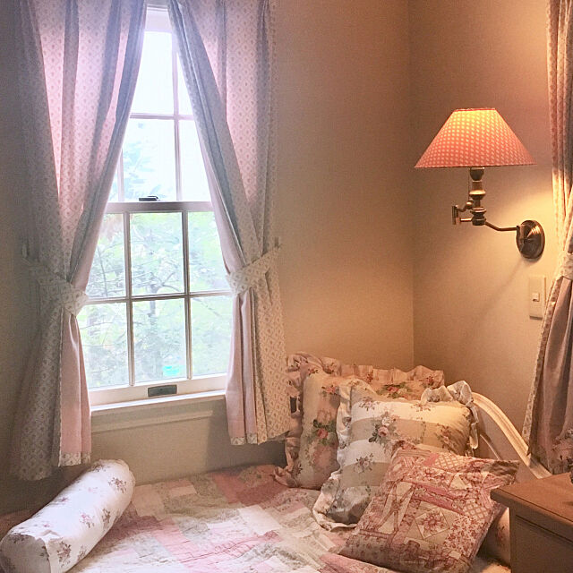 Bedroom,ブラケットライト,照明,ナチュラル,カントリー Claraの部屋