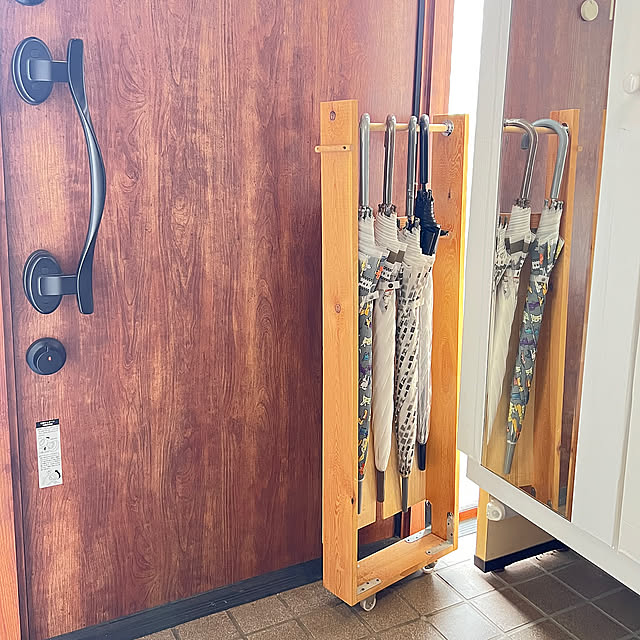 Entrance,郵便受けDIY,隙間収納DIY,傘の置き場所,LIXIL玄関ドア,玄関ドアリフォーム,niko and…傘 yukarimamaの部屋