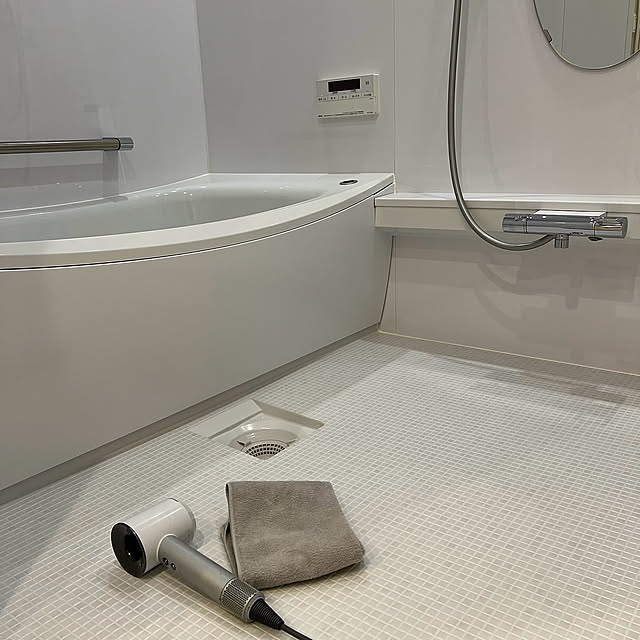 Bathroom,ウタマロ,TOTOお風呂,ジフクリームクレンザー,無印良品　掃除用品,お掃除ルーティン,2024.9.5 mag掲載 nn-homeの部屋