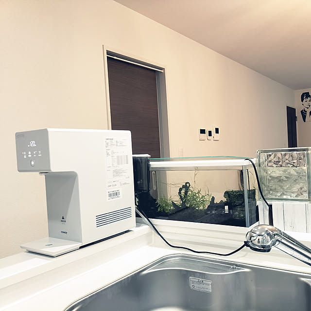 Kitchen,浄水器,ウォーターサーバー,ウォータースタンド,ウォーターサーバーのある暮らし GaudisHouseの部屋