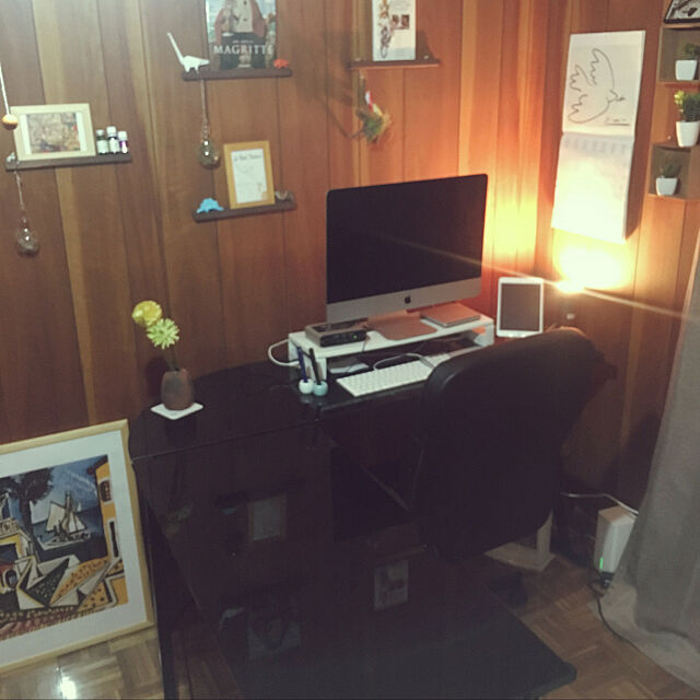 My Desk,iMac,L字デスク,ダイソー,100均,モノトーン,フェイクグリーン,男前,照明,無印良品 Shimpeiの部屋