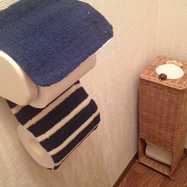 取り換えるだけで変身♡セリアのトイレットペーパーカバー