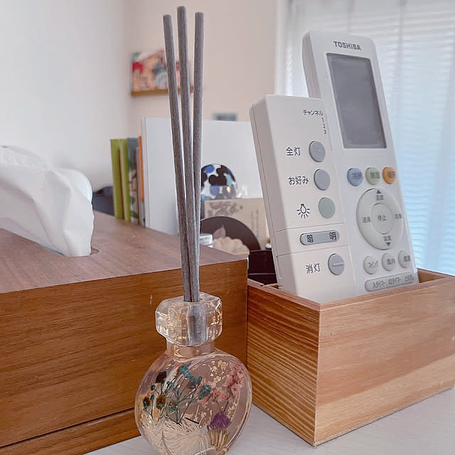 セリア,リモコン収納,ブルックリンスタイル,おうちカフェ,在宅勤務,アートのある暮らし,賃貸,カフェ風,８畳一人暮らし,おうちじかん,お気に入りの雑貨,ワークスペース,アートのある部屋,8畳1K,賃貸でも諦めない！,一人暮らし,作業スペース,My Shelf mmmmmの部屋