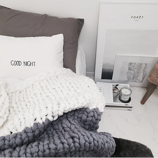 Bedroom,チャンキーニット,ハンドメイド,北欧,chunky knit blanket,白黒,ホワイトインテリア,H&M HOME,海外インテリアに憧れる,冬支度 mkyk_w_の部屋