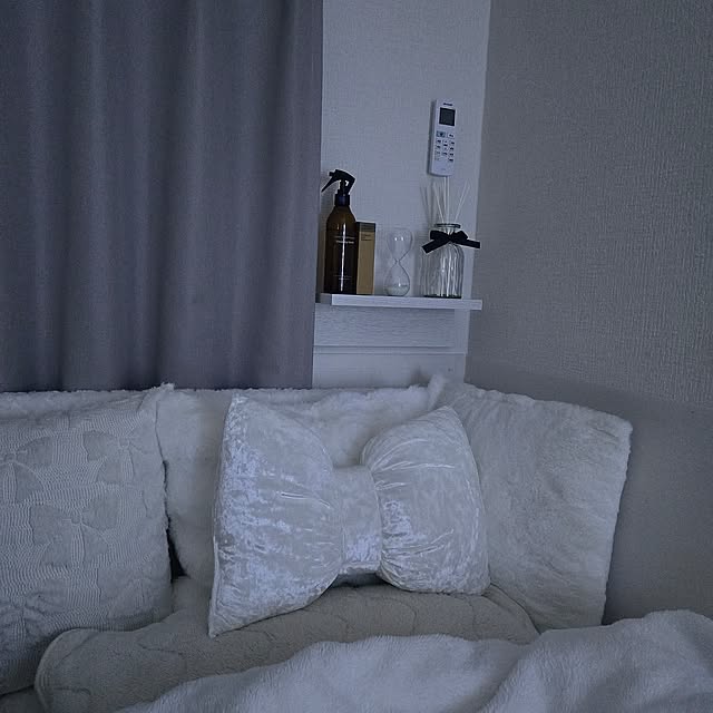 Bedroom,一人暮らし,6畳,ホワイトインテリア,ダイソー,無印良品,ニトリ Pandoraの部屋