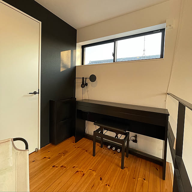 カメレオン収納,靴箱,ピアノコーナー,収納アイデア,TRONES,靴箱を本棚として使う,IKEA,On Walls Noboの部屋