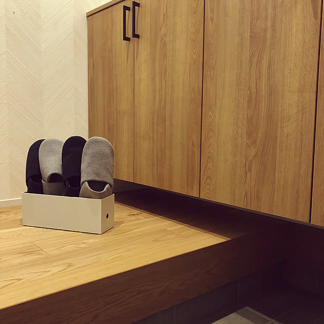 シンプルが好き,すっきり暮らしたい,ファイルボックス,来客用スリッパ,スリッパ収納,無印良品,Entrance izumiの部屋