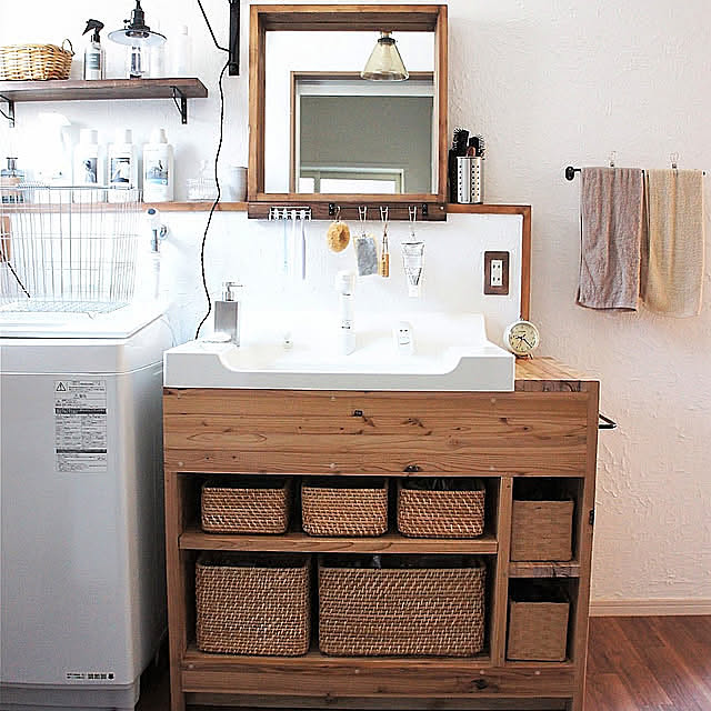Bathroom,造作洗面台,洗面台,洗面所 収納,洗面台リメイク,ニトリで収納,ラタンボックス,かご収納,インスタ→maca_home macaの部屋