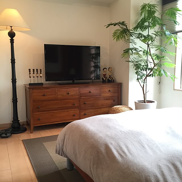 Bedroom,無印良品,ベッドルーム,寝室,エバーフレッシュ,観葉植物,ギギliving,アンティーク,チーク材,ニトリ,バリ,間接照明,ヒッカドゥワ shinの部屋