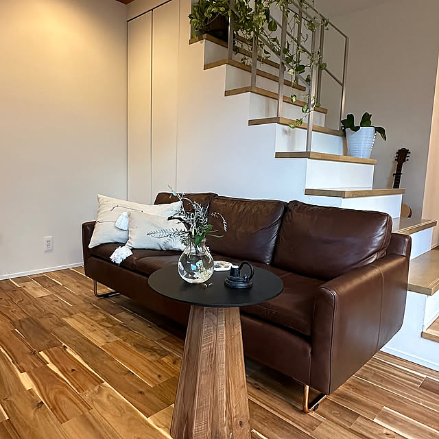 Lounge,ソファー,サイドテーブル lemonadeの部屋