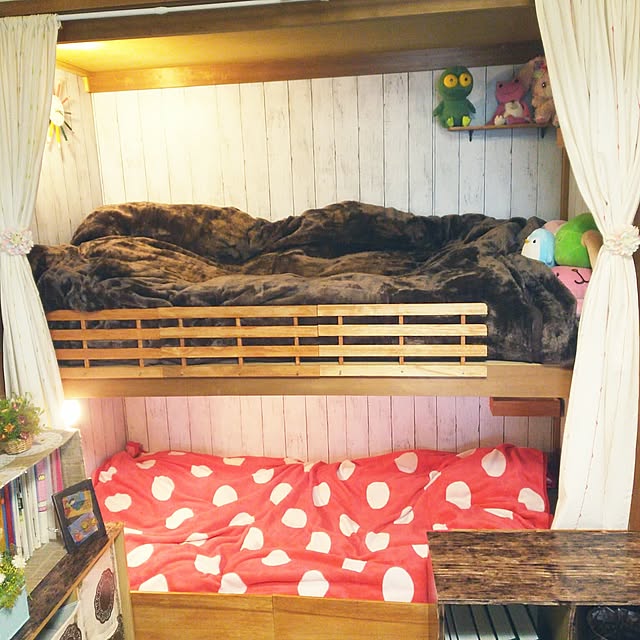 Bedroom,築40年の団地,DIY,団地住まい,まだまだ初心者☆,団地でもあきらめない,ダイソー♡,100均　,プチプラ,すのこ,押し入れ改造,押し入れDIY,押し入れ改造中,押し入れベット作成中 me.llamo.mika0512の部屋