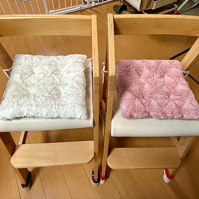 Lounge,クッション,座布団,ダイソー,100均,ハンドメイド,セリア,キャンドゥ,子供,赤ちゃん,赤ちゃんのいる部屋,レジンアクセサリー,赤ちゃんのいる暮らし,子供のいる暮らし,おうち時間,あかちゃんのいる部屋,あかちゃんのいる家 enotasoの部屋