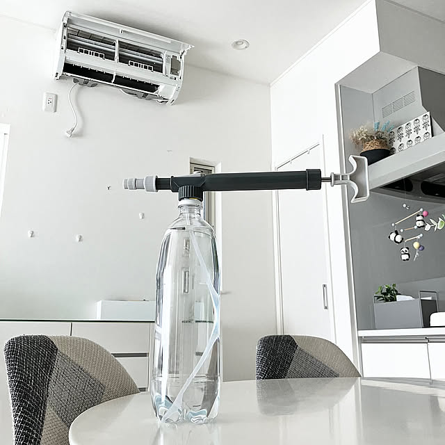 Lounge,エアコンの防カビ,biolabo,ペットボトル用　加圧式噴霧器,エアコン掃除,コンパクト,ホワイトインテリア,北欧インテリア,グレーインテリア,ダイソー yu-yuukiの部屋