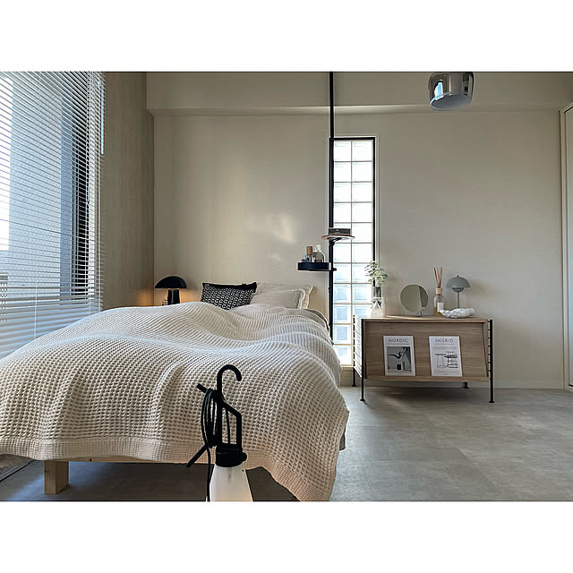 Bedroom,インテリア,一人暮らし,1K,賃貸インテリア,8.5畳,FLOWERPOT,MOEBE,VP9,andtradition,Fritz Hansen,artek,FLOS,mayday,goldenbell,NIGHT OWL,DRAWALINE Kanoの部屋